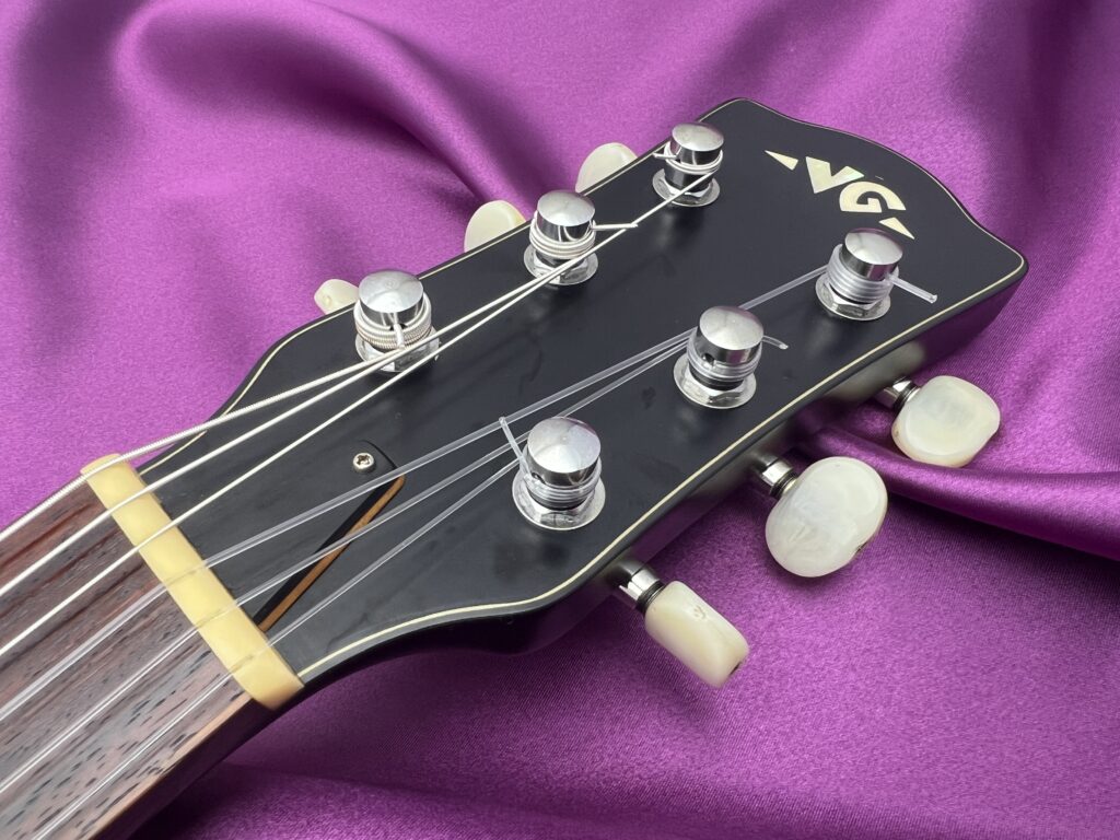 長野県小諸市より、VG EAR-01NC エレガットギターを買取させて頂きまし